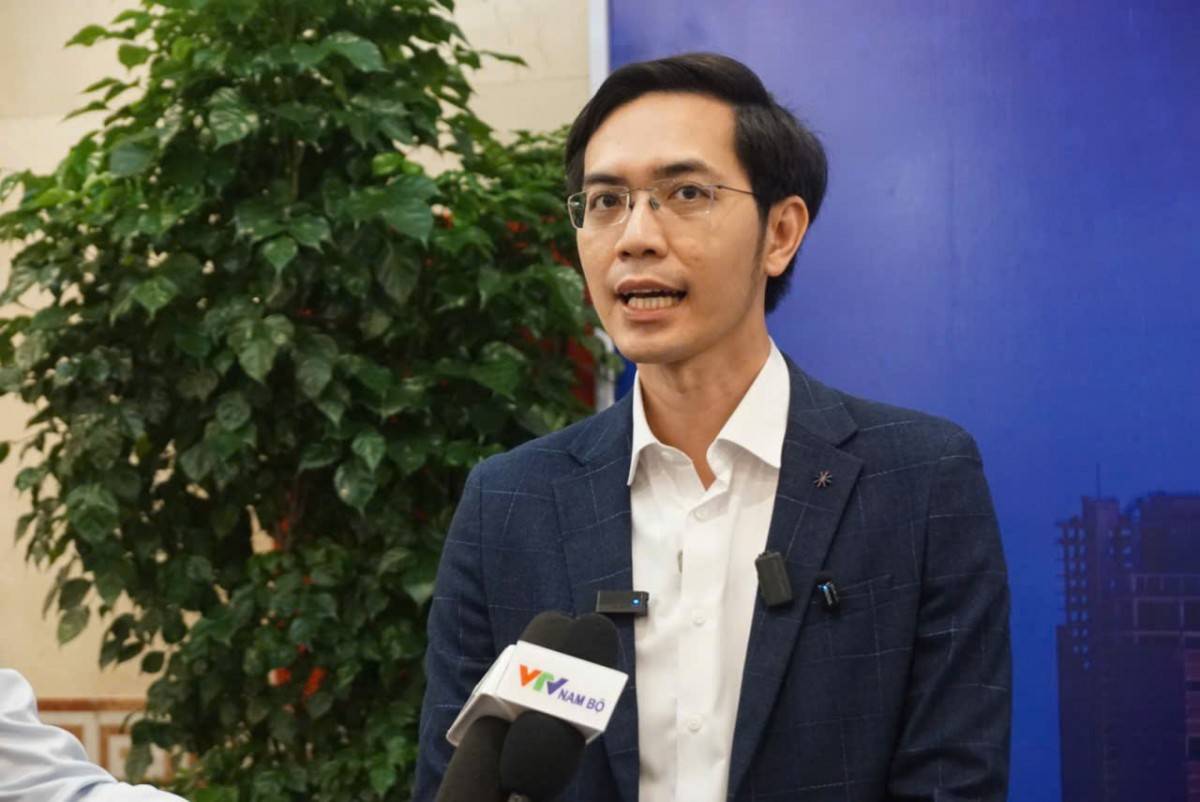  ông Nguyễn Hữu Huân, Phó Chủ tịch Cơ quan điều hành Trung tâm Tài chính Quốc tế tại TP. Hồ Chí Minh