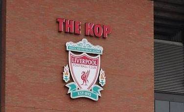 Tỷ phú Jeff Bezos bất ngờ xuất hiện trong thương vụ hơn 6 tỷ USD liên quan Liverpool