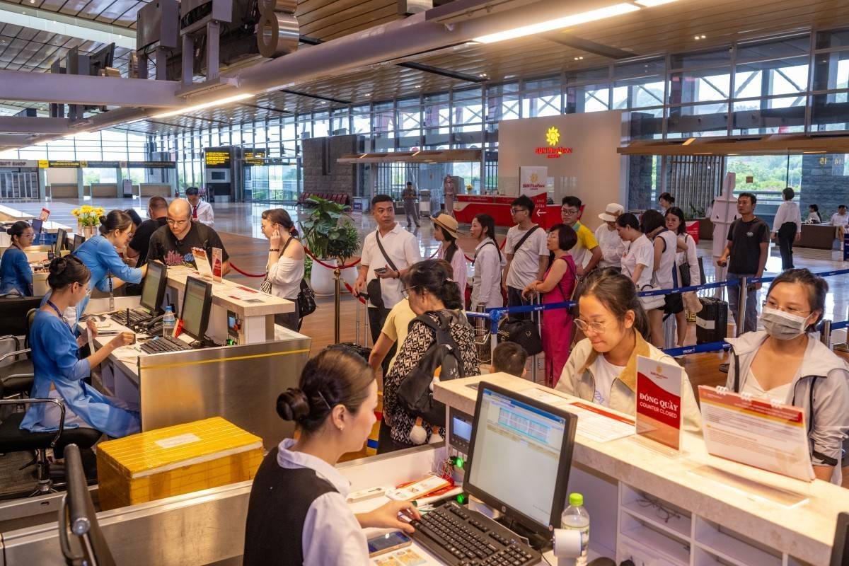 Thời tiết bất lợi kéo OTP hàng không Việt Nam tháng 7 xuống mức thấp nhất từ đầu năm