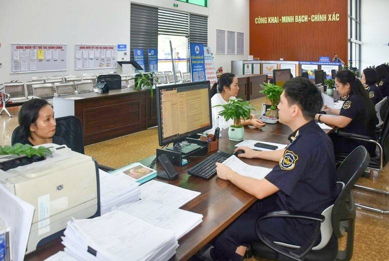Hoạt động nghiệp vụ tại Chi cục Hải quan khu vực VII.