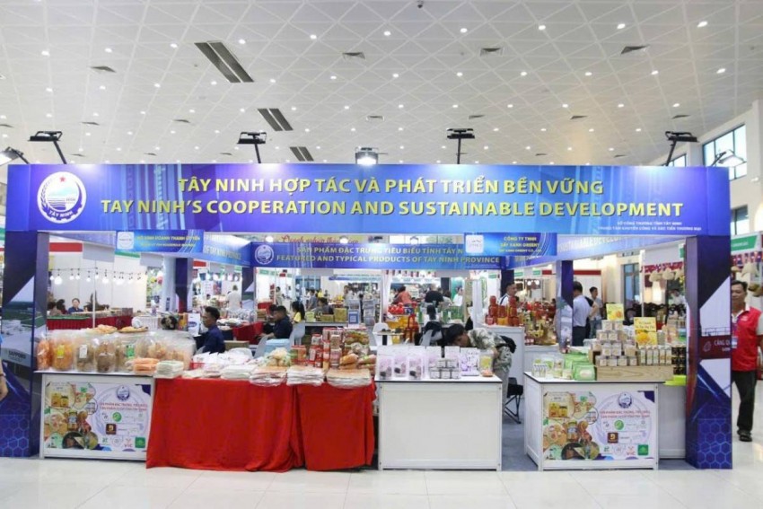 Hội chợ EWEC - Đà Nẵng vì vậy được kỳ vọng trở thành một trong những điểm gặp gỡ trực tiếp giữa các chủ thể của chuỗi cung ứng, từ sản xuất, thương mại đến logistics, du lịch và dịch vụ.