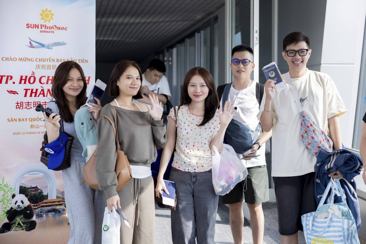 Du khách thuận tiện sắp xếp lịch trình đa điểm với Sun PhuQuoc Airways