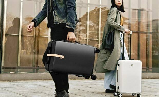 Cảnh báo: Xách hộ một món đồ, nhận về rủi ro pháp lý!