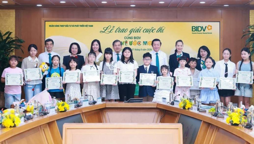 Vẽ ước mơ, 21 họa sỹ nhí được BIDV vinh danh