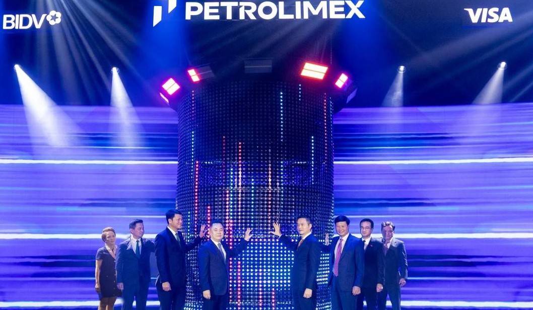 BIDV phối hợp ra mắt thẻ đồng thương hiệu Petrolimex - BIDV - Visa