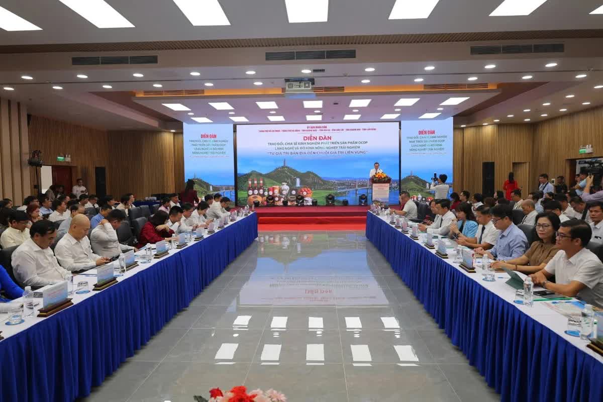 Từ sản vật địa phương đến chuỗi giá trị liên vùng
