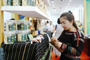 Từ sản vật địa phương đến chuỗi giá trị liên vùng