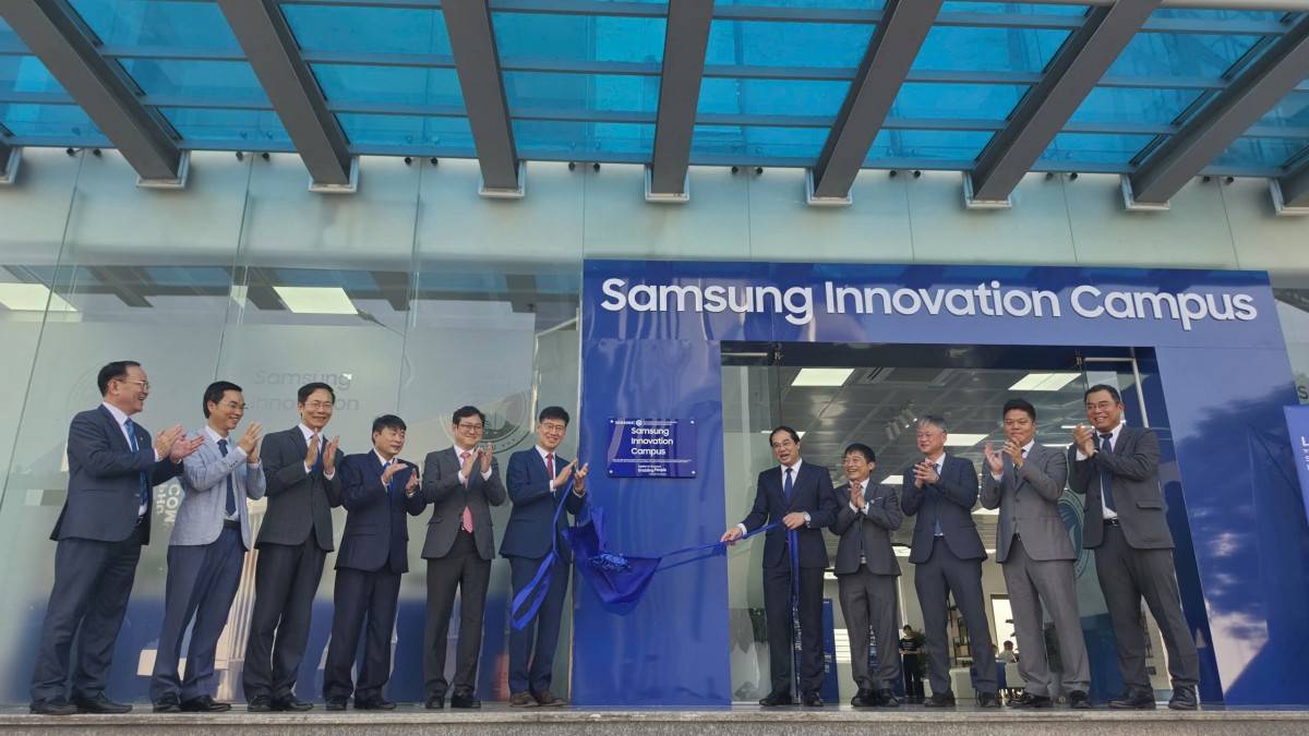 Samsung mở trung tâm đào tạo AI, bán dẫn gần 1.000 m² tại Thái Nguyên