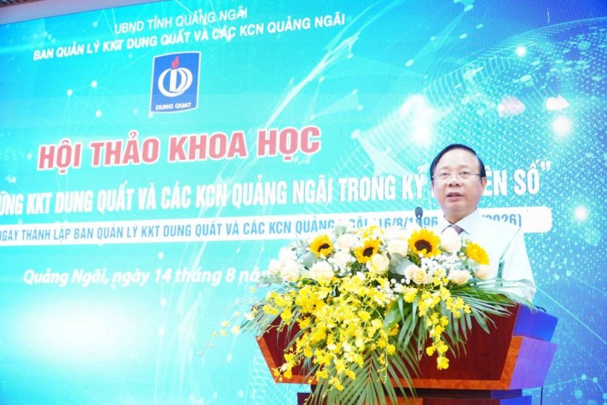Trưởng Ban Quản lý KKT Dung Quất Lương Kim Sơn phát biểu đề dẫn hội thảo