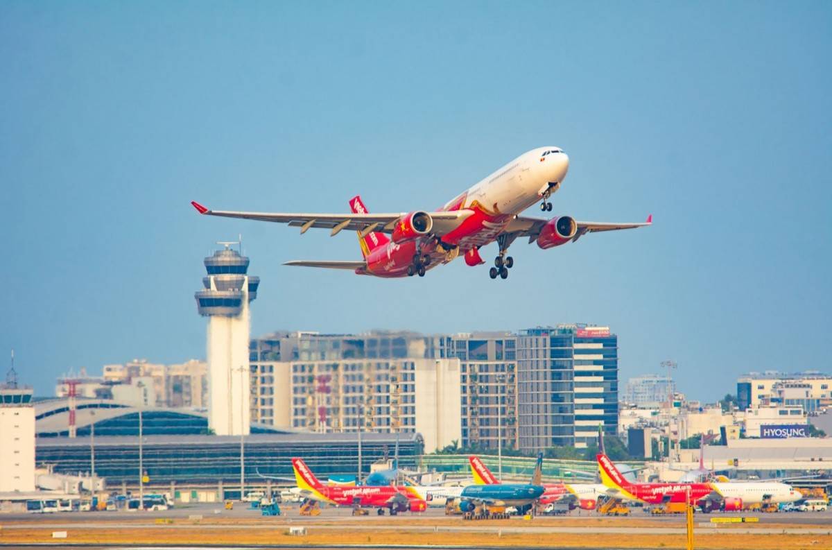 Vietjet rót thêm 250 tỷ đồng đầu tư hệ thống Internet vệ tinh Starlink