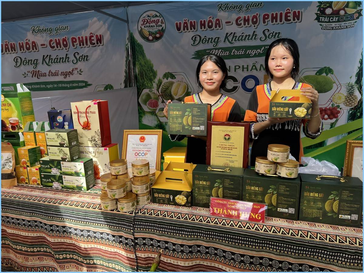 Chợ phiên “Mùa trái ngọt Đông Khánh Sơn” không gian văn hóa đồng bào Raglai thu hút cả ngàn du khách