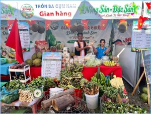 Chợ phiên “Mùa trái ngọt Đông Khánh Sơn” không gian văn hóa đồng bào Raglai thu hút cả ngàn du khách