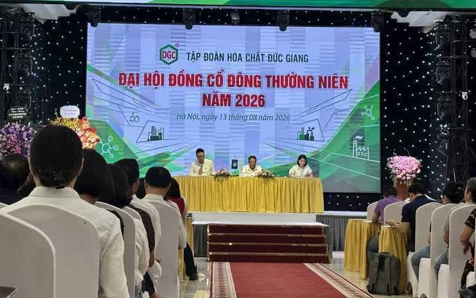 Hóa chất Đức Giang bổ nhiệm thêm lãnh đạo, con rể ông Đào Hữu Huyền giữ ghế Phó Tổng Giám đốc