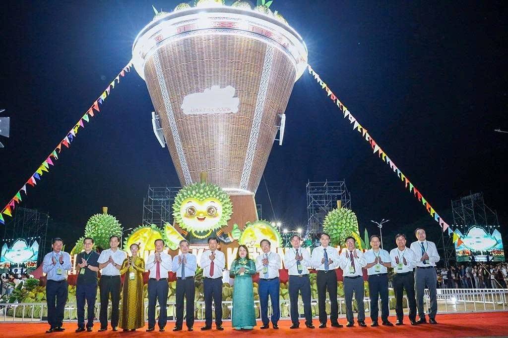 Khai mạc Lễ hội Sầu riêng Đắk Lắk 2026: Kết nối và vươn xa