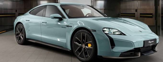 Mẫu xe điện biểu tượng của Porsche lao đao