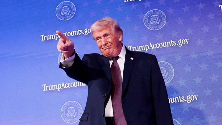 Tỷ lệ ủng hộ Tổng thống Mỹ Donald Trump đã sụt giảm đáng kể, theo khảo sát mới nhất của Financial Times
