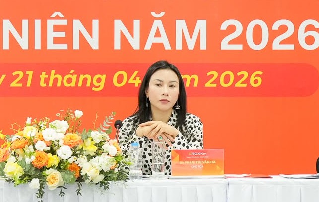 Bà Phạm Thị Vân Hà viết đơn từ chức Chủ tịch Rox Key Holdings
