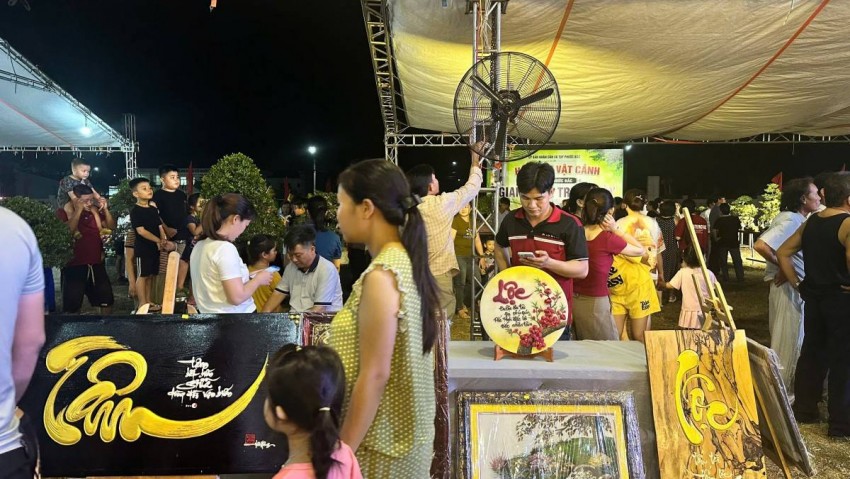 Các sản phẩm được giới thiệu khá đa dạng, từ nông sản, đặc sản địa phương, thực phẩm chế biến đến sản phẩm của hợp tác xã, cơ sở sản xuất, hộ kinh doanh và các chủ thể khởi nghiệp.