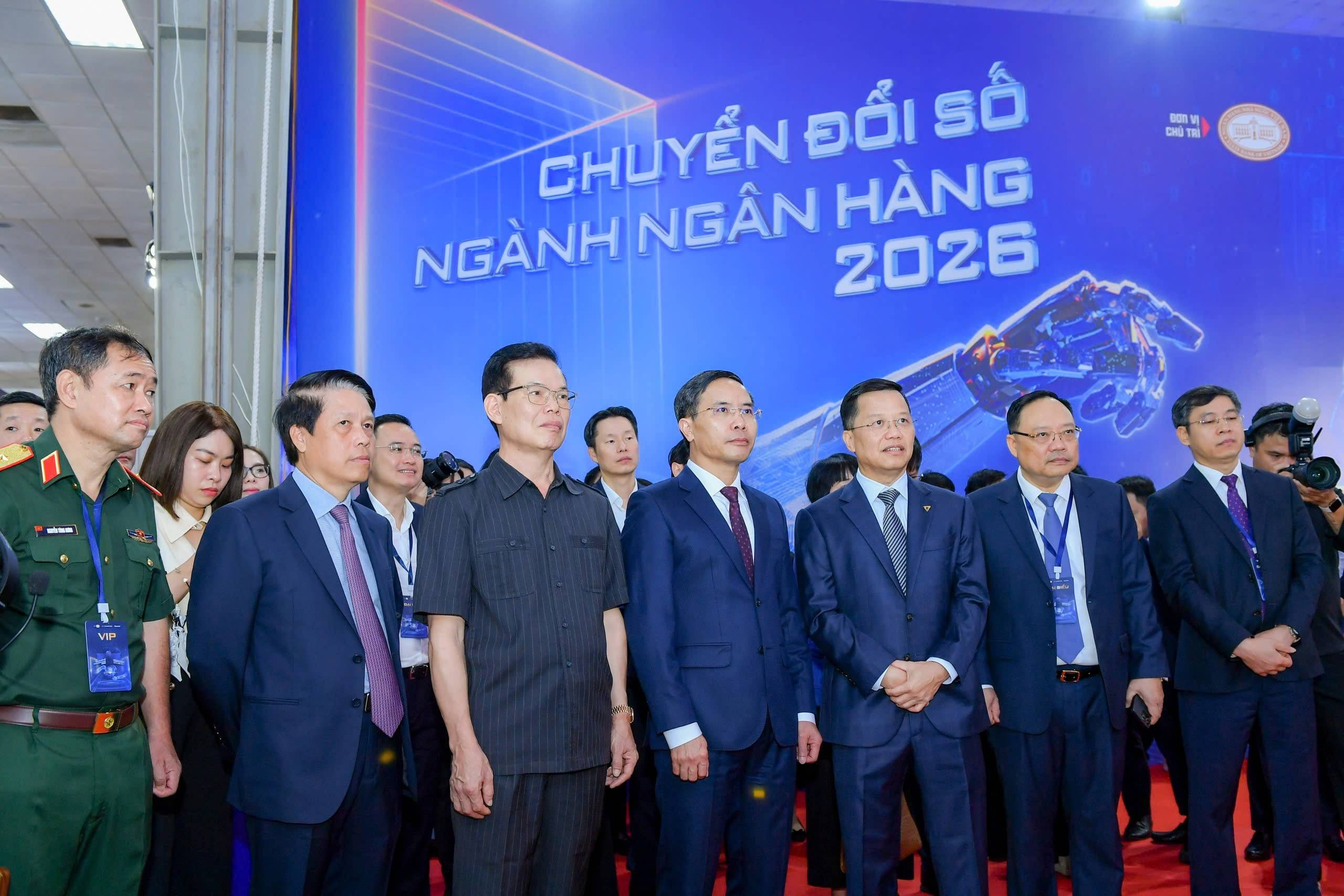 Ngân hàng bước vào kỷ nguyên dữ liệu và AI