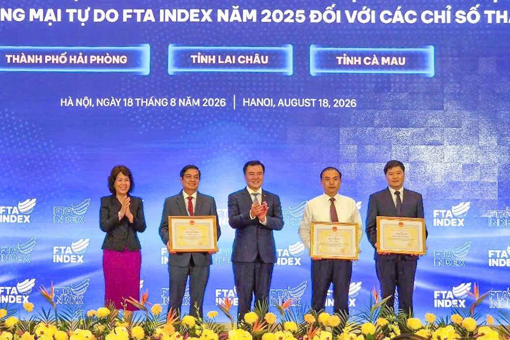 Thành phố Hải Phòng được nhận Bằng khen của Bộ trưởng Bộ Công Thương do đạt kết quả tốt nhất trong việc đánh giá thực hiện các Hiệp định thương mại  tự do FTA Index năm 2025 đối với hoạt động tuyên truyền, phổ biến. Nguồn: Cổng TTĐT Hải Phòng