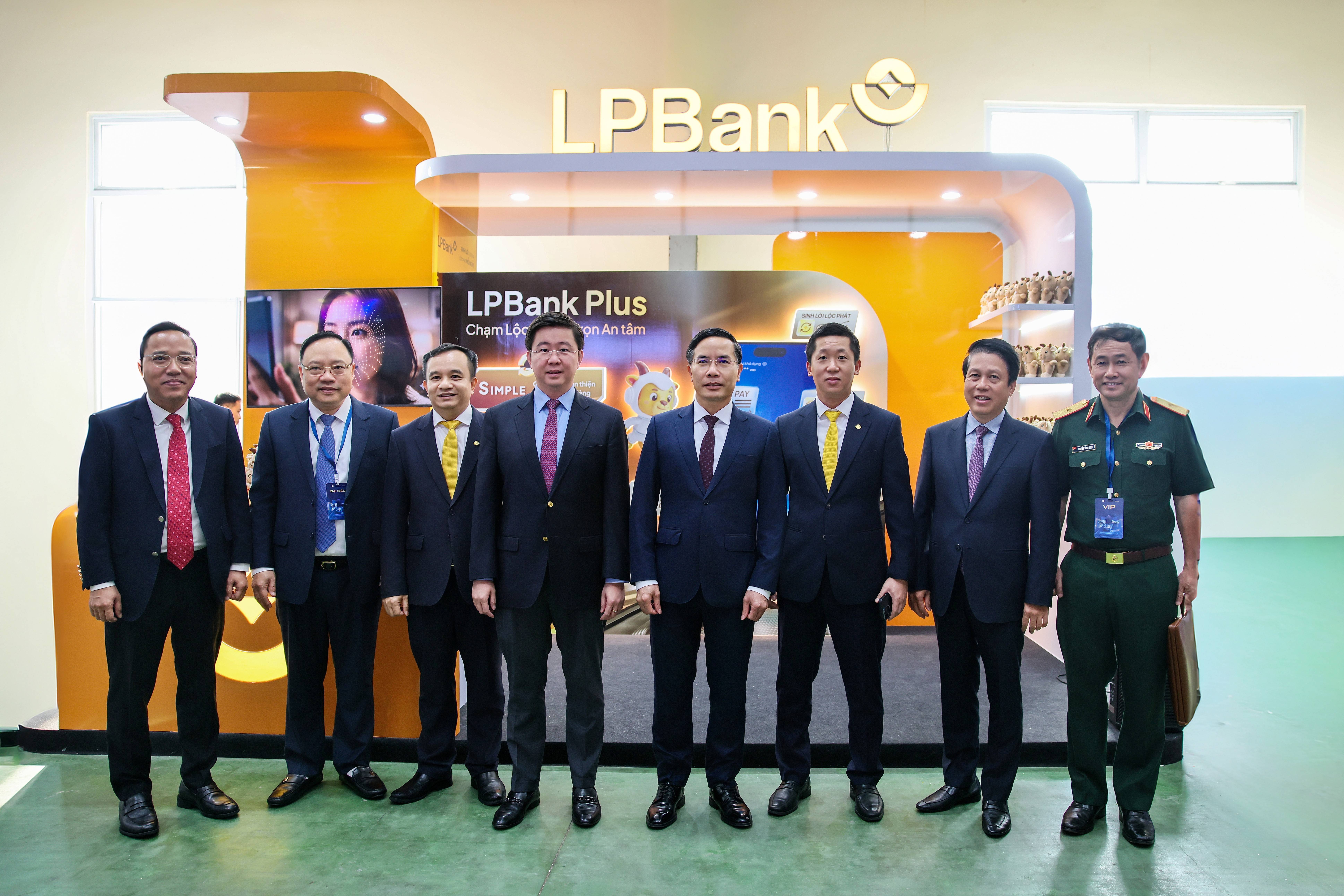 LPBank Plus và Lộc Phát Shop – dấu ấn chuyển đổi số của LPBank tại sự kiện ngành Ngân hàng 2026