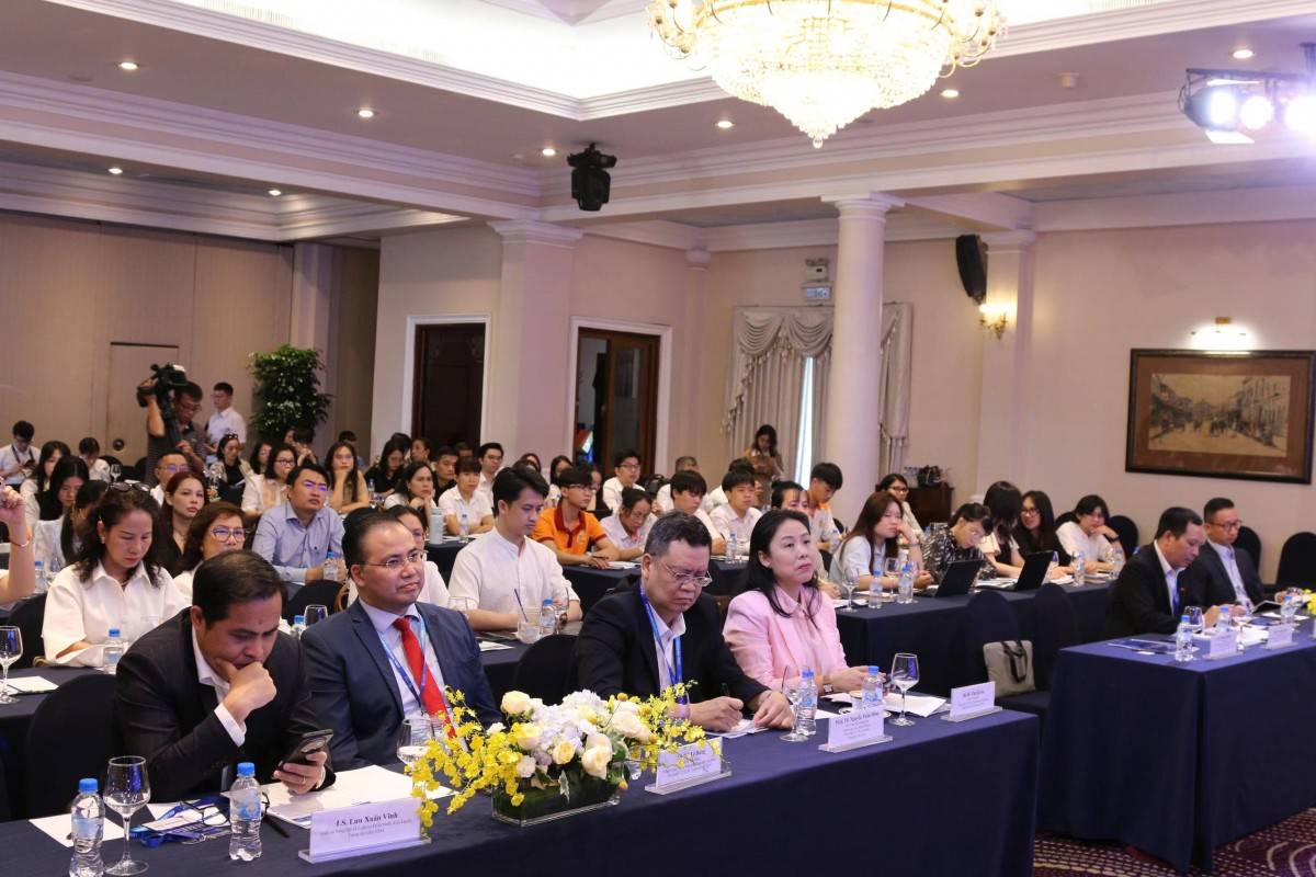 Quang cảnh hội nghị.