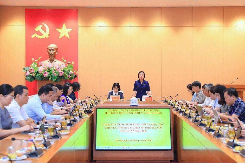 Hà Nội rà soát “điểm nghẽn”, thúc giải ngân nguồn lực chuyển đổi số