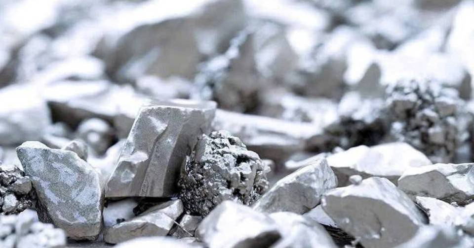 Lợi suất trái phiếu toàn cầu lập đỉnh, kim loại quý chịu sức ép