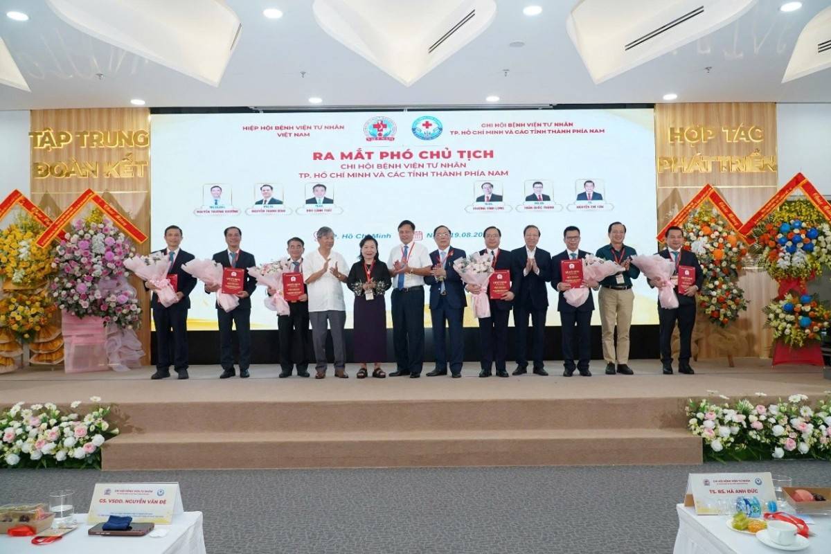 Ra mắt Chi hội Bệnh viện Tư nhân TP. HCM và các tỉnh, thành phía Nam