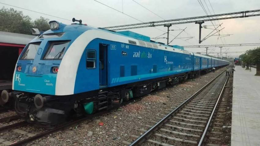 Châu Á tăng tốc đưa tàu hydro vào đường sắt