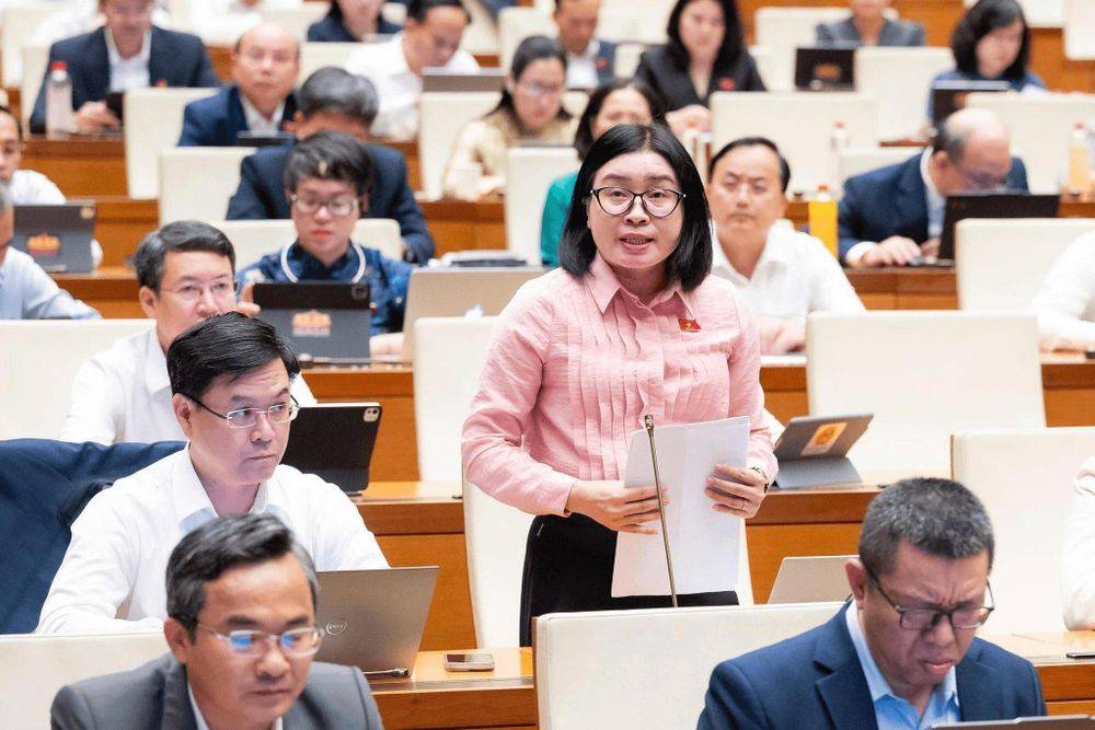 ĐBQH đề nghị kéo giá nhà ở xã hội về gần khả năng chi trả