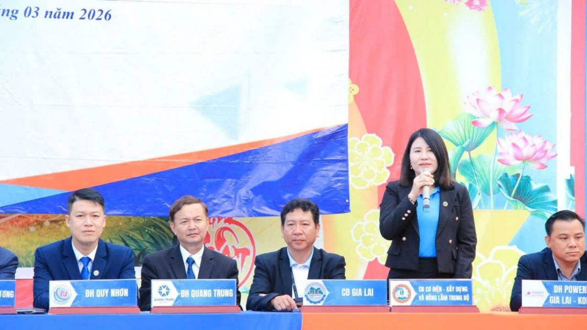Tư vấn tuyển sinh không chỉ cung cấp thông tin về ngành học mà ngày càng hướng tới giúp học sinh lựa chọn phù hợp với năng lực và định hướng nghề nghiệp.