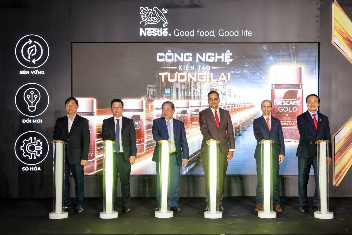 Nestlé Việt Nam chính thức đưa vào vận hành Dây chuyền đóng gói cà phê hòa tan trong hũ thủy tinh (Jar Line) tại Nhà máy Nestlé Trị An, thành phố Đồng Nai