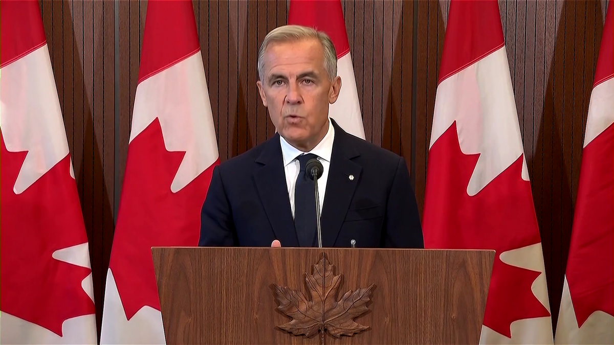 Thủ tướng Canada Mark Carney phát biểu tại Ottawa ngày 22/8, công bố động thái đáp trả thuế quan 50% của Mỹ