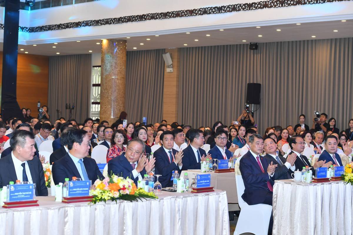 Tường thuật trực tuyến Lễ kỷ niệm 20 năm thành lập VINASME và đón nhận Huân chương Lao động hạng Nhất