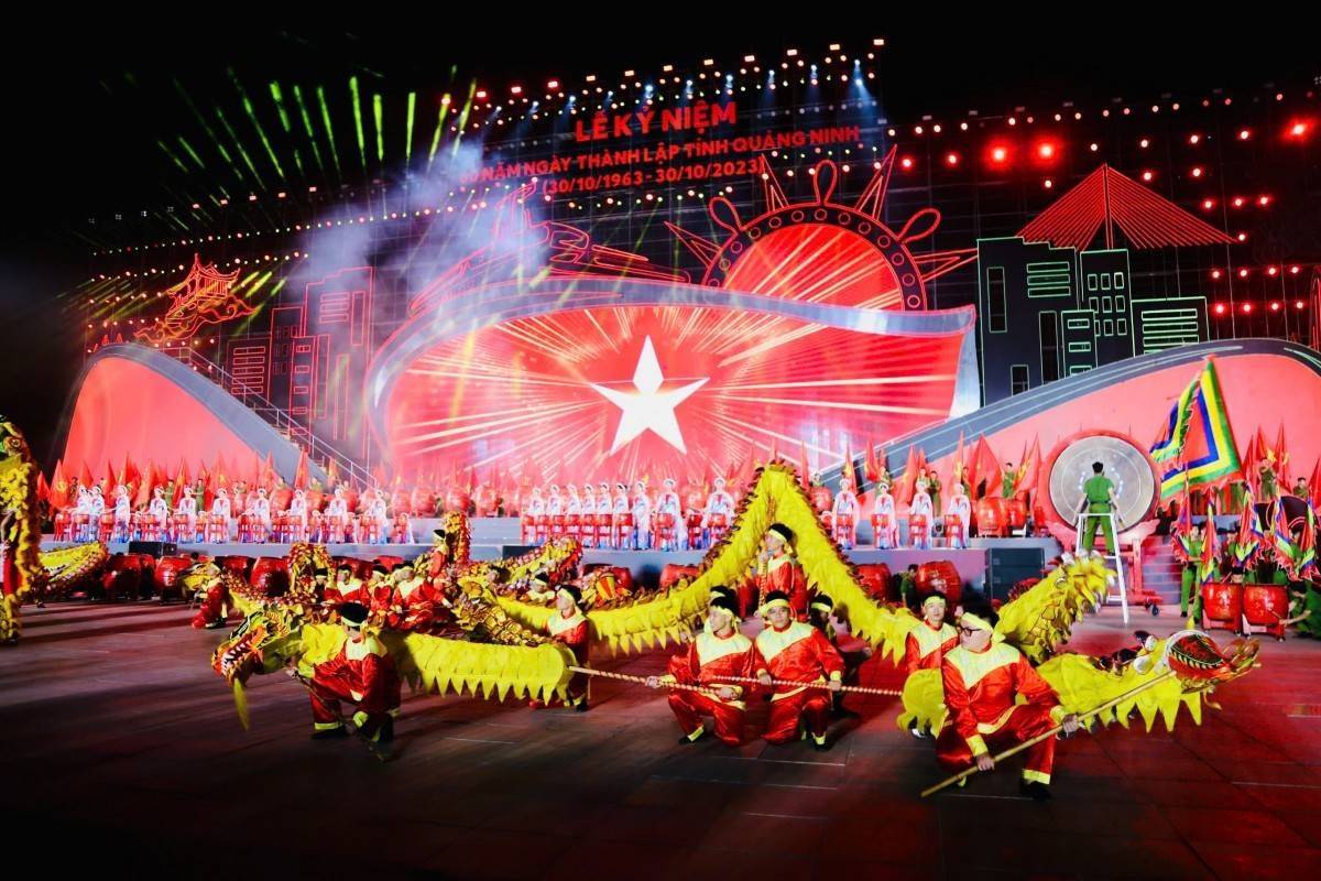 Quảng Ninh rộn ràng chào Thành phố mới, mở ra hành trình phát triển mới