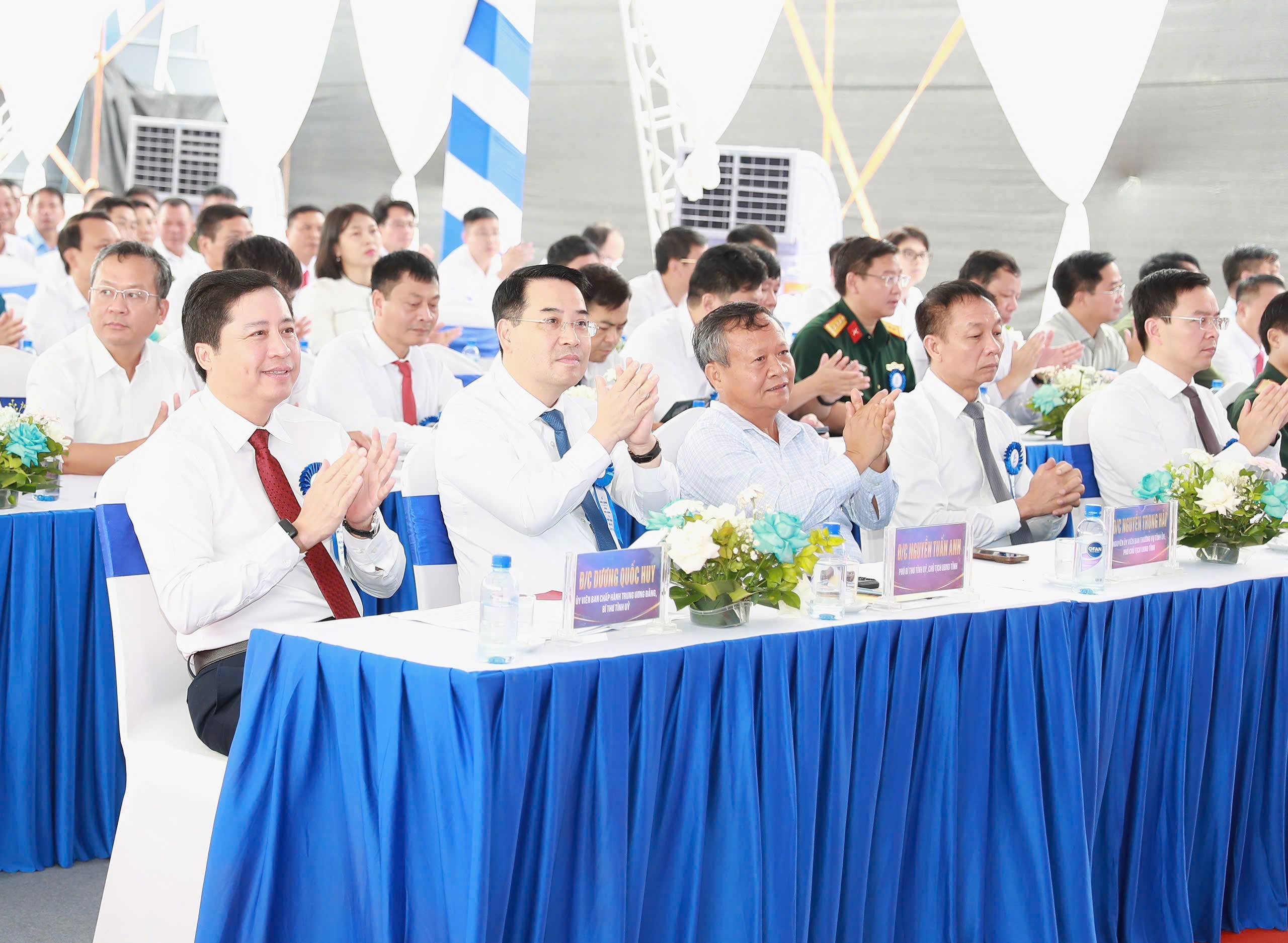 Lào Cai khởi công hai khu công nghiệp 500 ha, mở rộng không gian phát triển công nghiệp