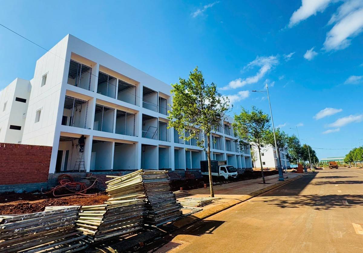 Thị trường bất động sản: Tăng áp lực vốn và điều kiện tín dụng