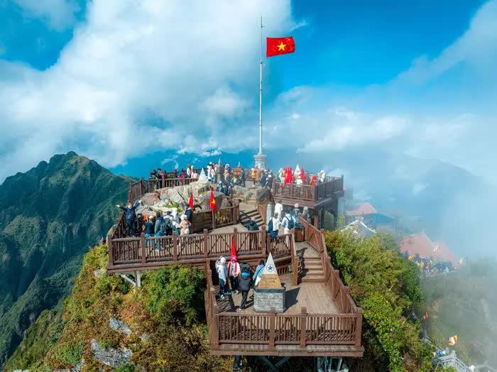 Lào Cai định hình chuỗi giá trị du lịch bốn mùa, hướng tới doanh thu 70.000 tỷ đồng