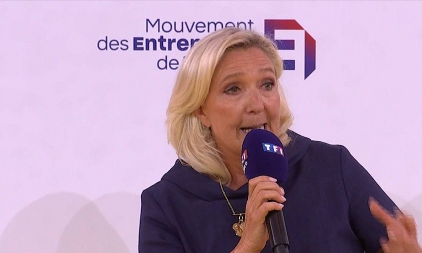 Bà Marine Le Pen cam kết cắt giảm chi tiêu công nếu đắc cử