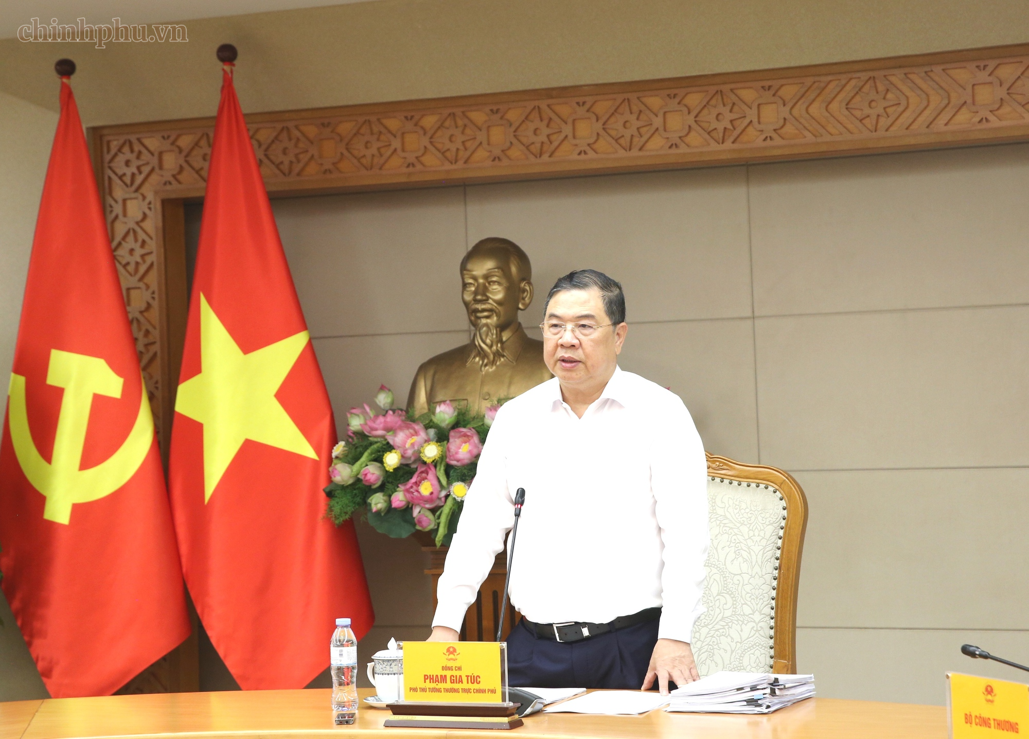 Tăng tốc các dự án điện trọng điểm, không để thiếu điện cho tăng trưởng