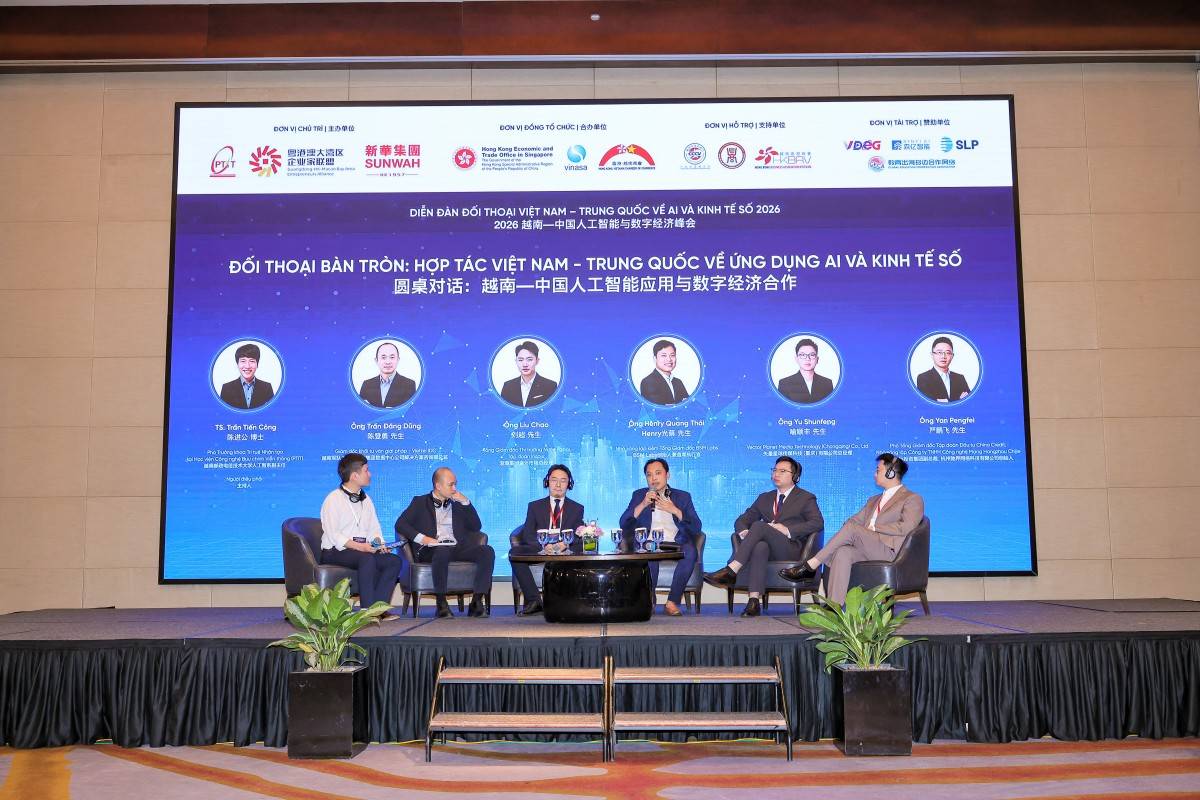 Phiên đối thoại bàn tròn với chủ đề “Hợp tác Việt Nam – Trung Quốc về ứng dụng AI và kinh tế số”