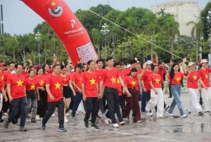 Thanh Hóa cùng cả nước nối dài hành trình “10 tỷ bước xanh”