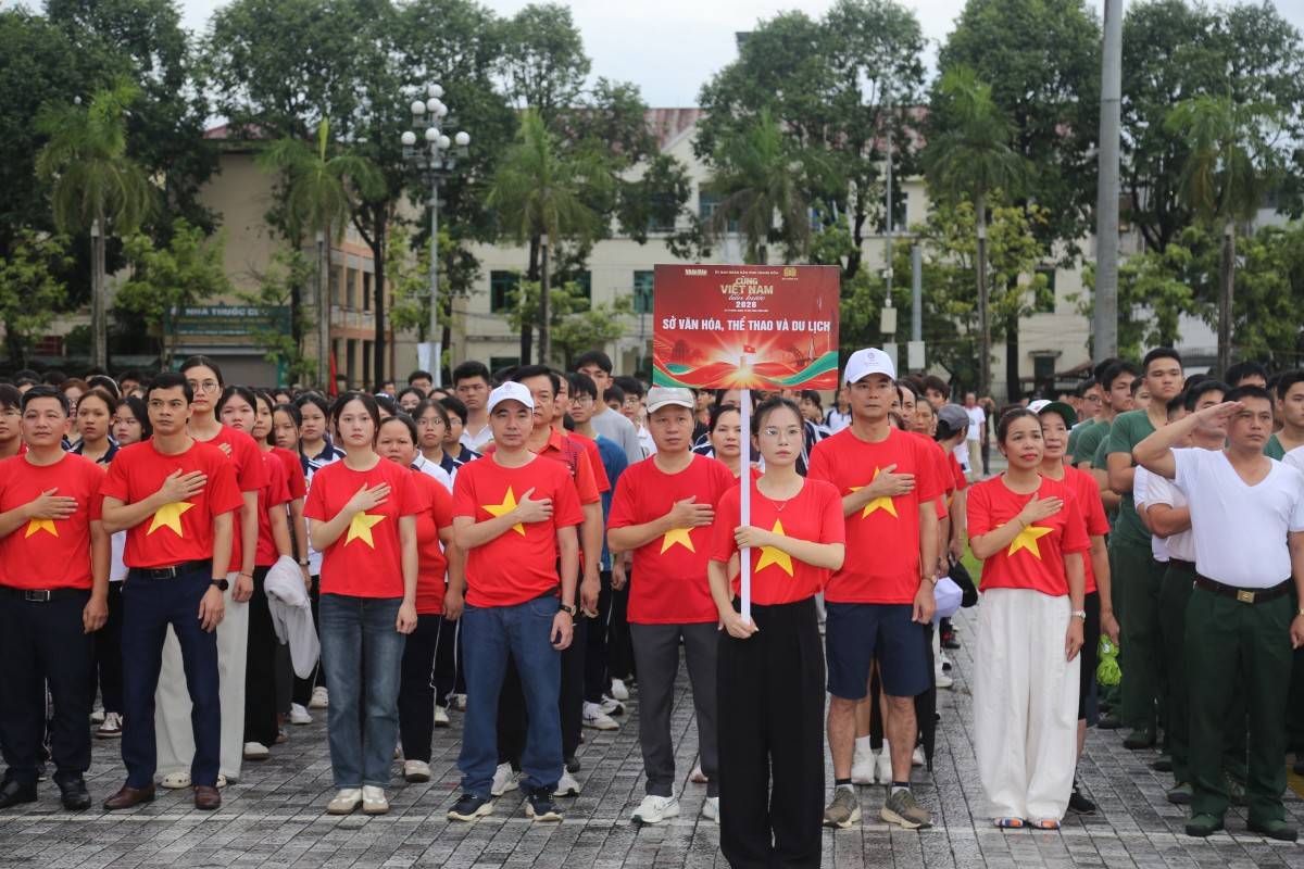 Thanh Hóa cùng cả nước nối dài hành trình “10 tỷ bước xanh”