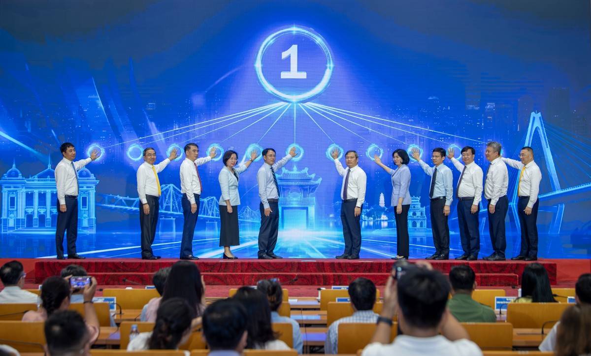 Dự án đầu tư, cải tạo, phát huy giá trị khu vực Hồ Tây và tuyến đường giao thông cảnh quan ven hồ là một trong 17 dự án hạ tầng tiêu biểu được Hà Nội khởi công, khánh thành dịp 2.9