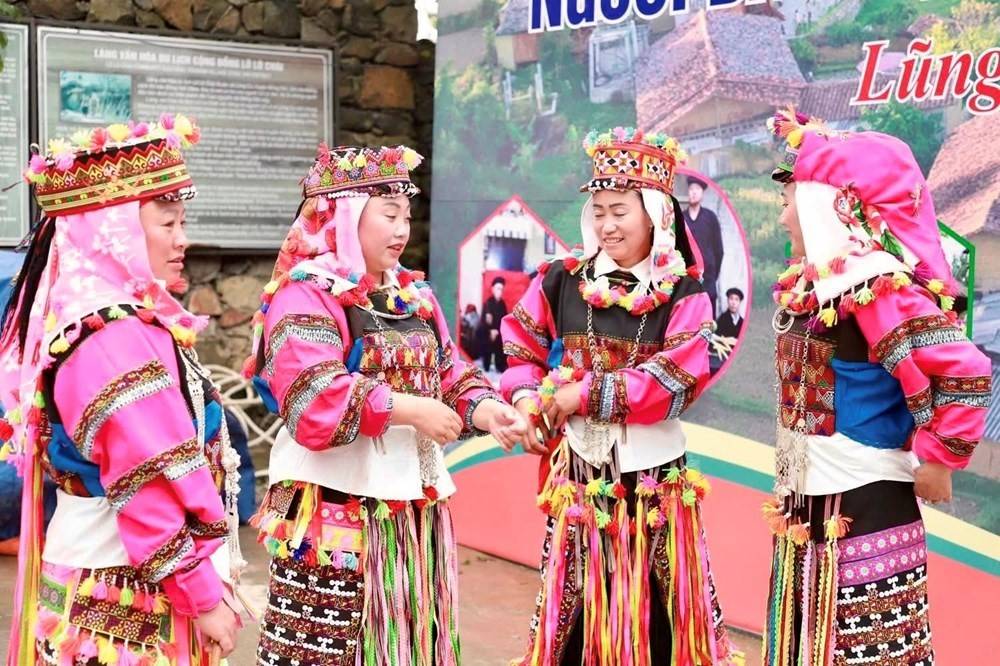 Lũng Cú (Tuyên Quang) lan tỏa giá trị di sản từ Lễ cúng Tổ tiên của người Lô Lô Đen