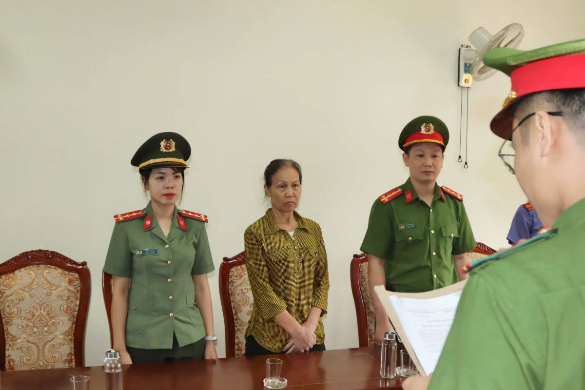 Sơn La: Khởi tố người phụ nữ dùng hàn the sản xuất bánh cuốn