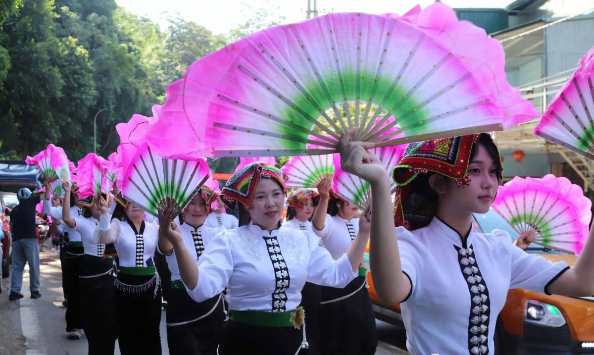 Sơn La: Mộc Châu rộn ràng sắc màu văn hóa trong Tết Độc lập