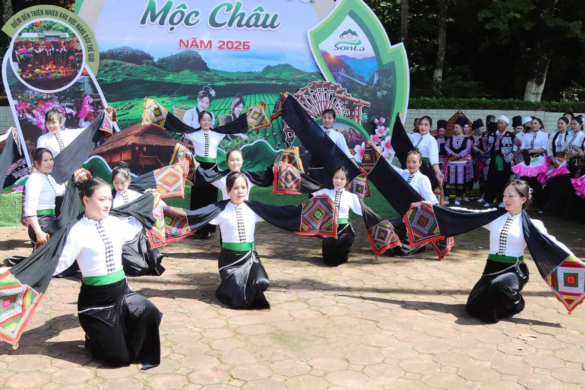 Sơn La: Mộc Châu rộn ràng sắc màu văn hóa trong Tết Độc lập