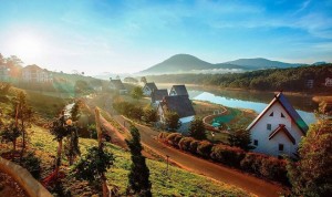Du khách tìm đến bằng cảm xúc thích thú và nhận lại  dư vị ngọt ngào